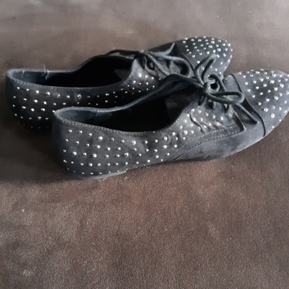 Sequence black shoes